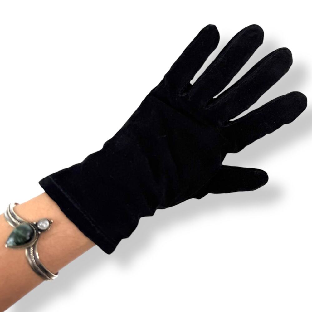 Vintage black thick suede lined winter gloves by GRANDOE